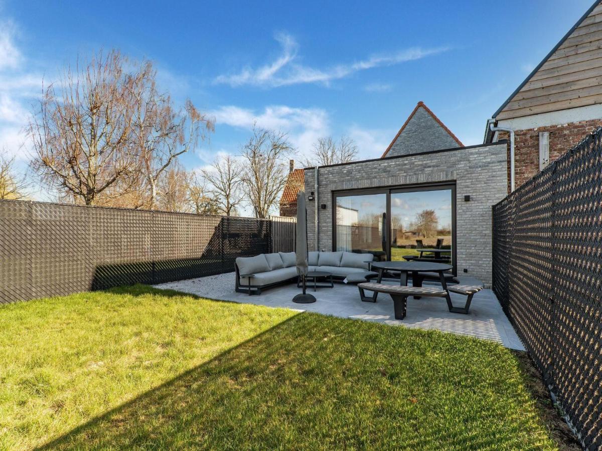 Modern Holiday Home With Garden Aardenburg Exterior photo